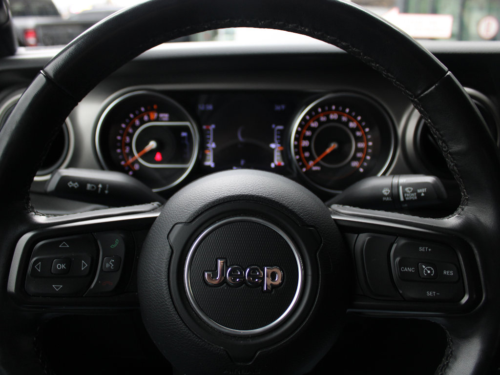 Used 2022 Jeep Gladiator Sport image 18