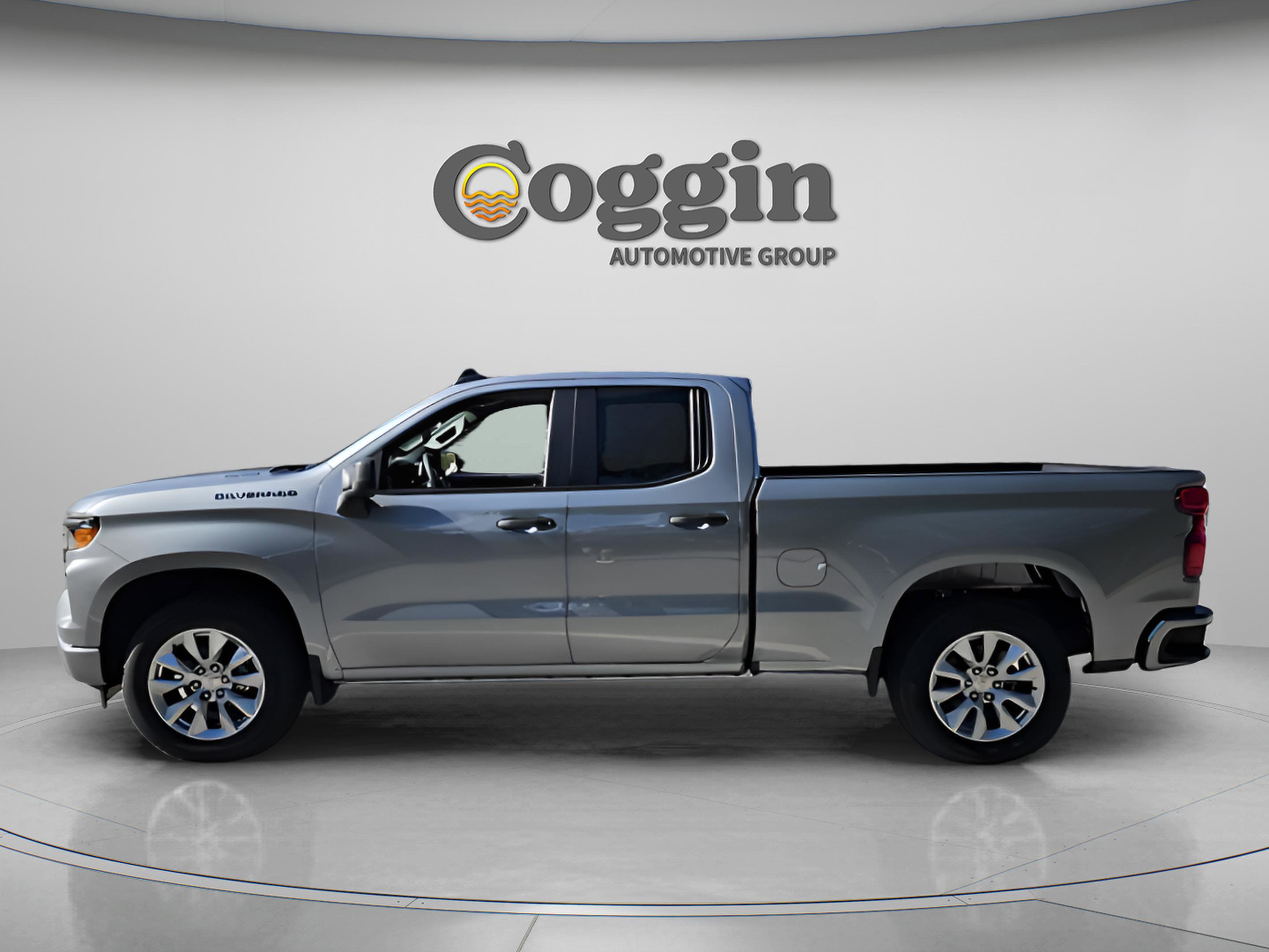 New 2026 Chevrolet Silverado 1500 Custom image 2