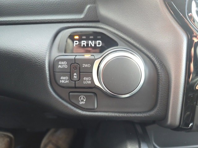 New 2026 RAM 1500 4x4 Crew Cab image 17