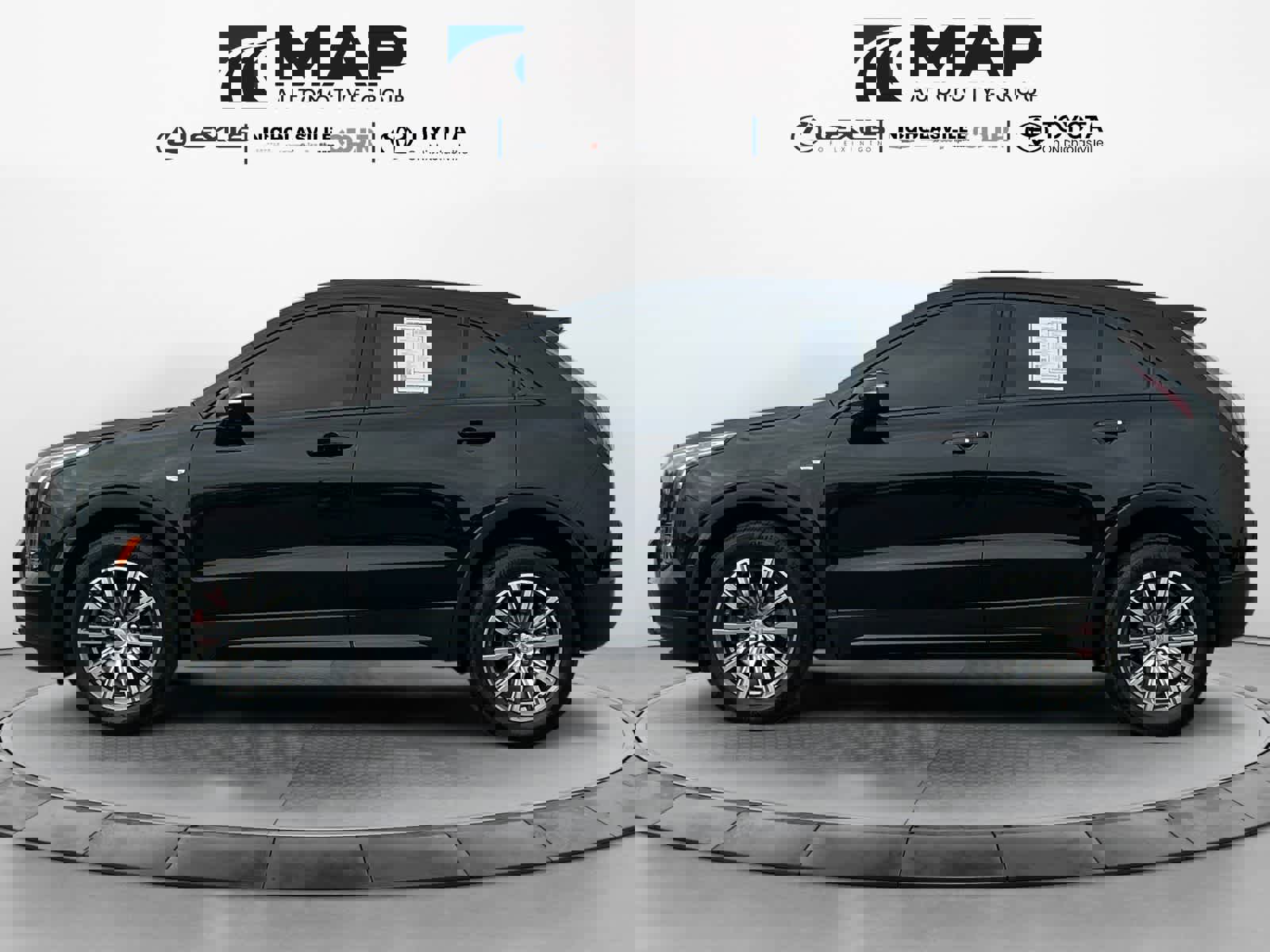 Used 2021 Cadillac XT4 Sport image 2