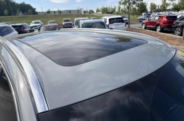 Used 2025 Volvo XC90 T8 Plus w/ Protection Package Premier AWD/4WD image 5