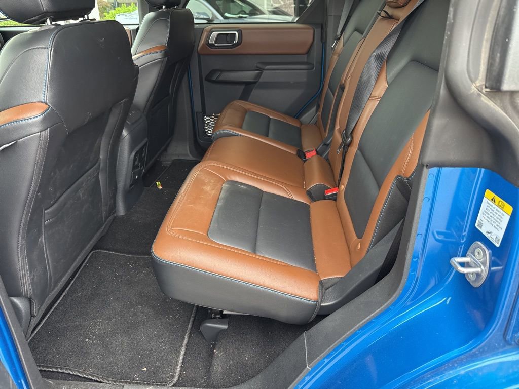 Used 2024 Ford Bronco Outer Banks AWD/4WD image 16
