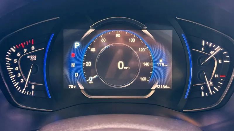 Used 2019 Hyundai Santa Fe FWD image 29