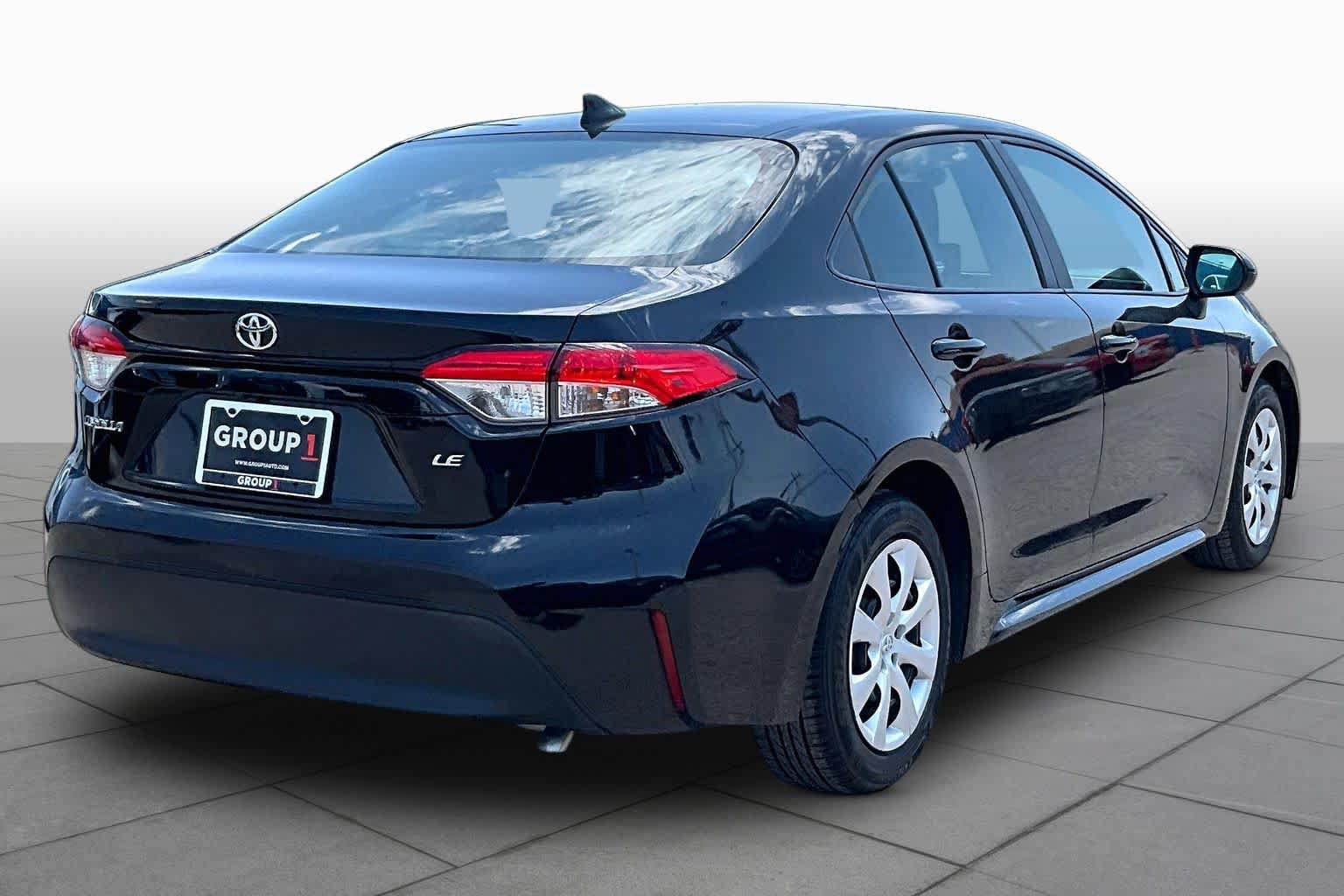 Used 2024 Toyota Corolla LE FWD image 13