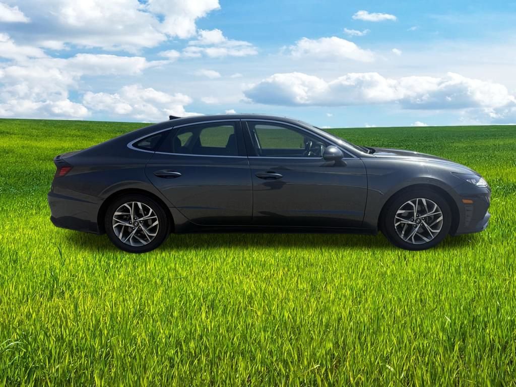 Used 2022 Hyundai Sonata SEL w/ Convenience Package FWD image 4