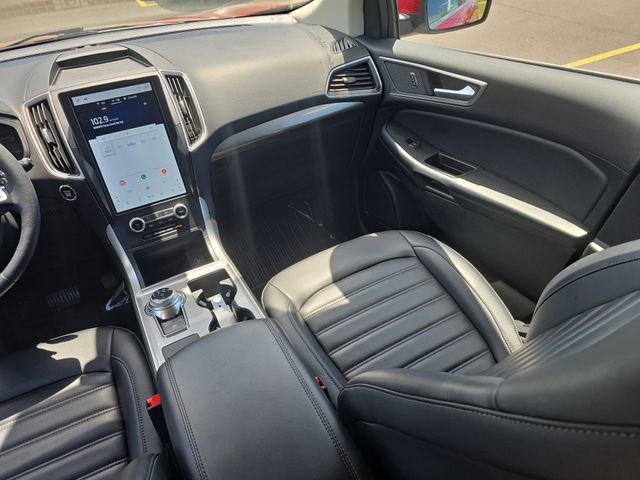 Certified 2024 Ford Edge SEL w/ Convenience Package AWD/4WD image 32