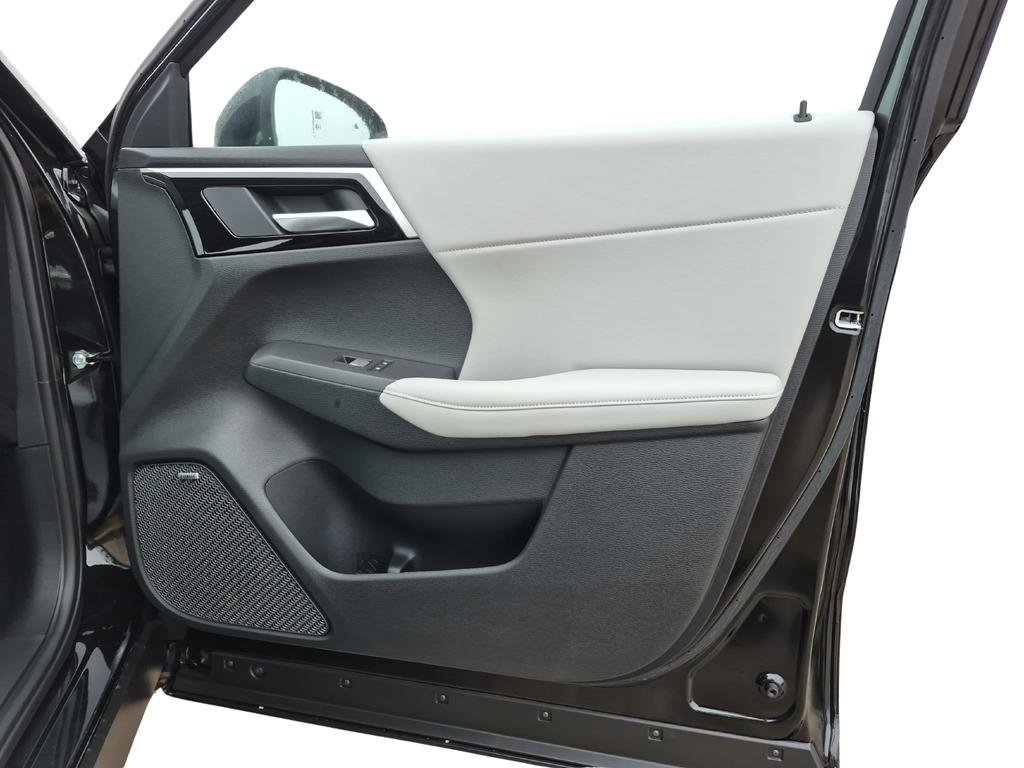 New 2026 Mitsubishi Outlander SE FWD image 30