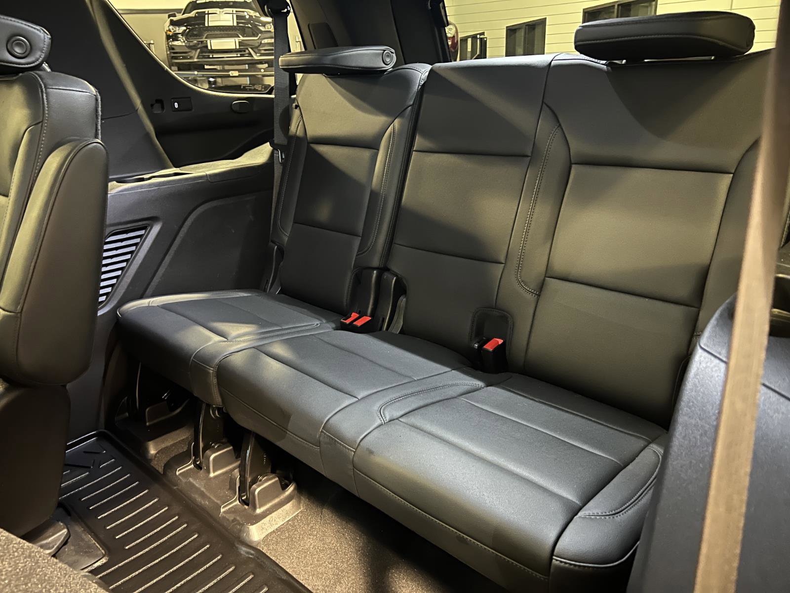 Used 2021 Chevrolet Tahoe Z71 image 32