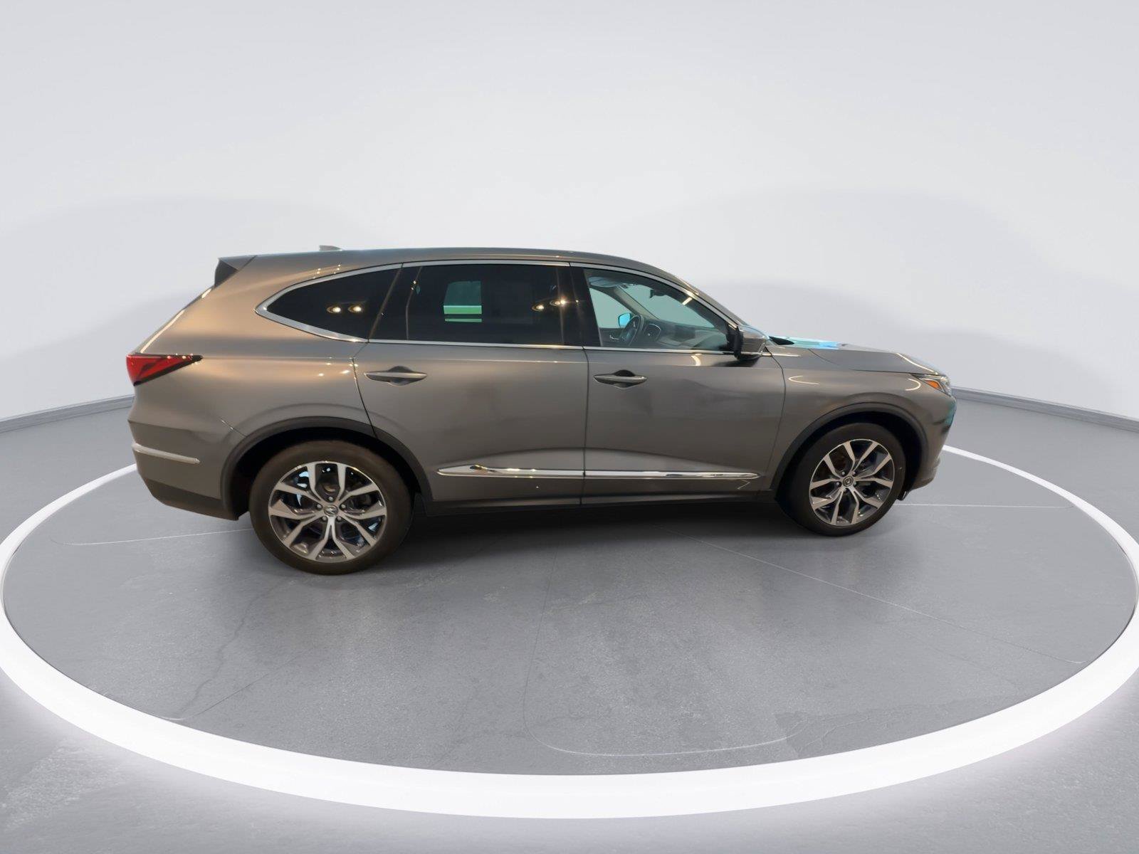Used 2024 Acura MDX SH-AWD w/ Technology Package image 9