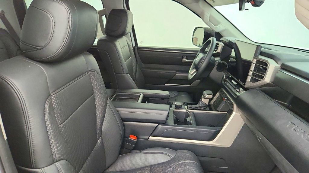 Used 2022 Toyota Tundra SR5 w/ SR5 Premium Package image 21