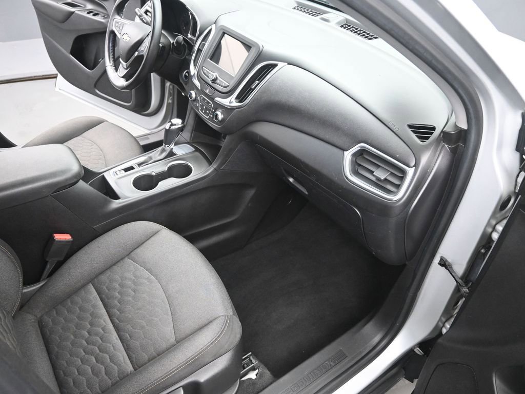 Used 2019 Chevrolet Equinox LT image 17
