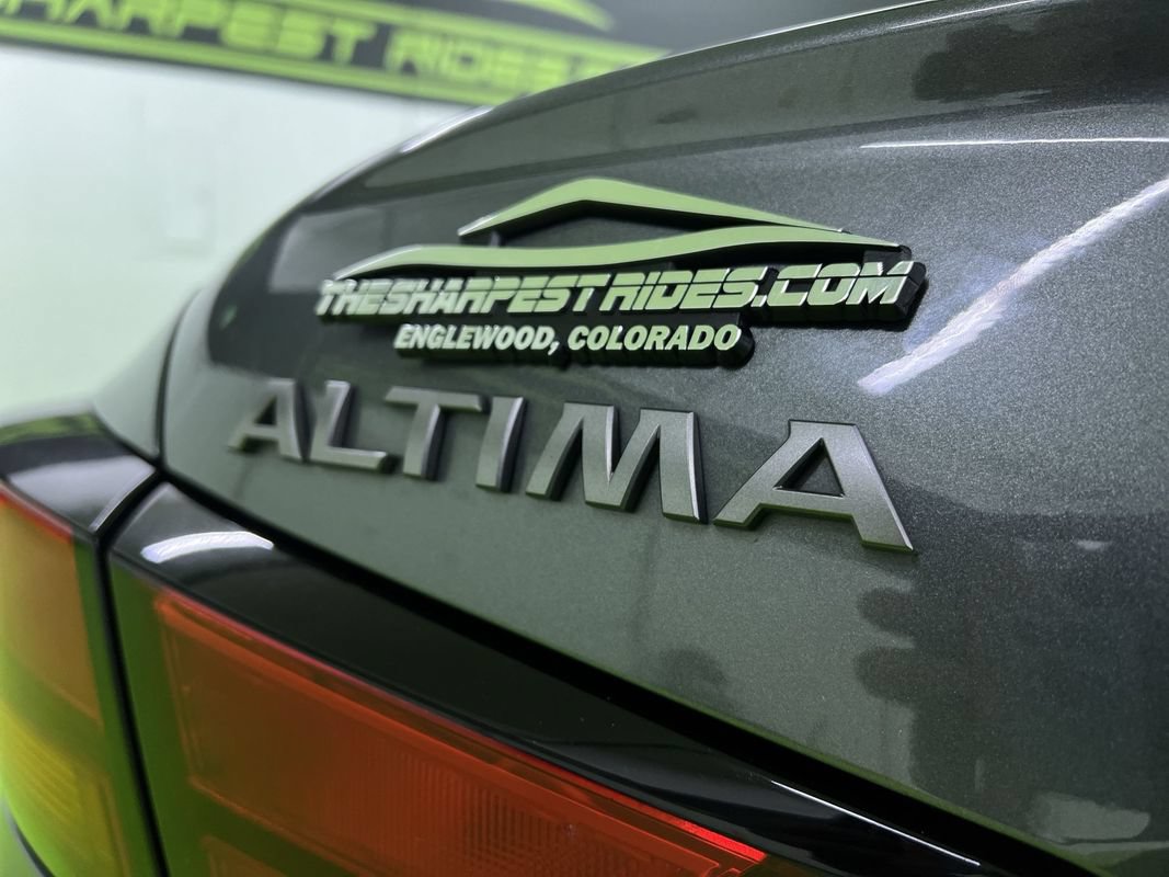Used 2024 Nissan Altima 2.5 SR FWD image 12