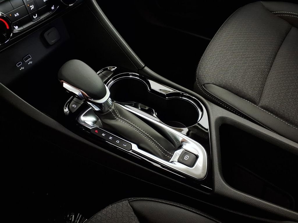 New 2026 Buick Encore GX Preferred w/ Comfort Package FWD image 20