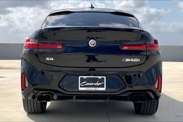 Used 2023 BMW X4 M40i w/ Premium Package image 4