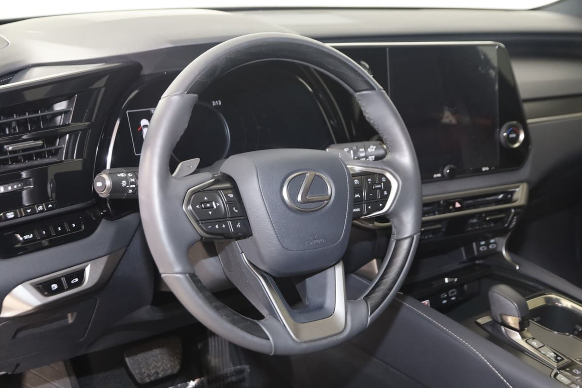 Used 2024 Lexus RX 350 Premium w/ Accessory Package (Z1) AWD/4WD image 6