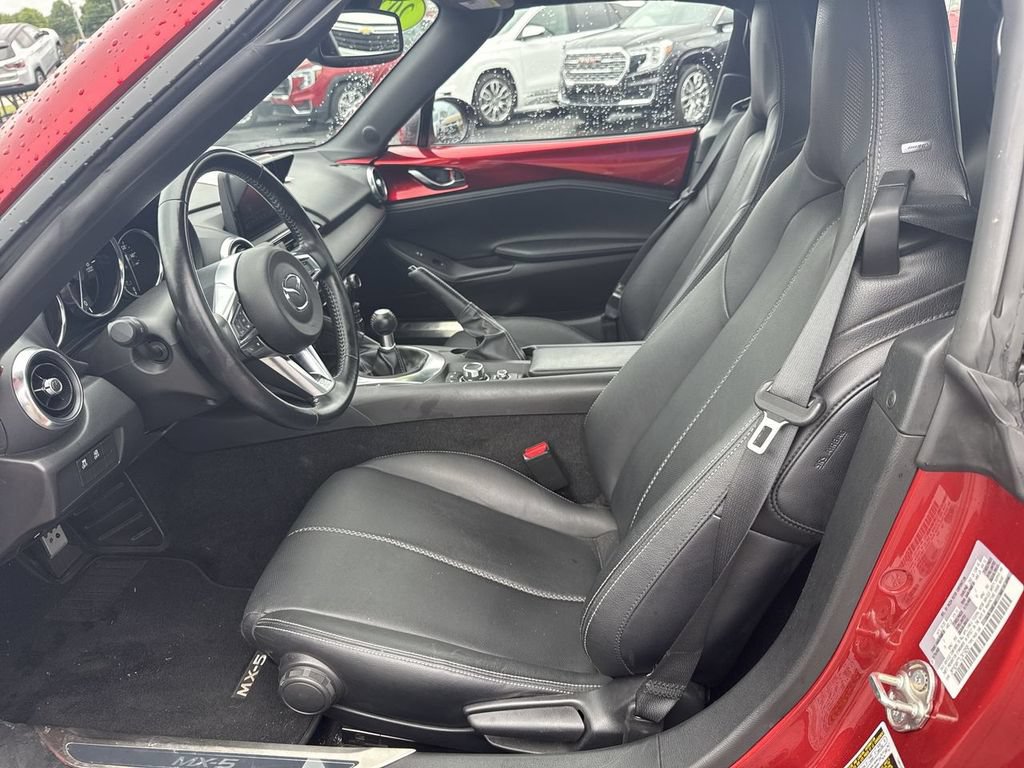 Used 2020 MAZDA MX-5 Miata RF Grand Touring RWD image 20