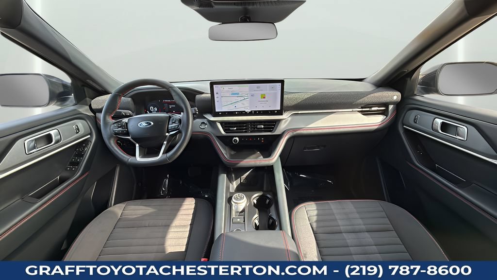 Used 2026 Ford Explorer ST-Line w/ ST-Line Street Pack AWD/4WD image 14