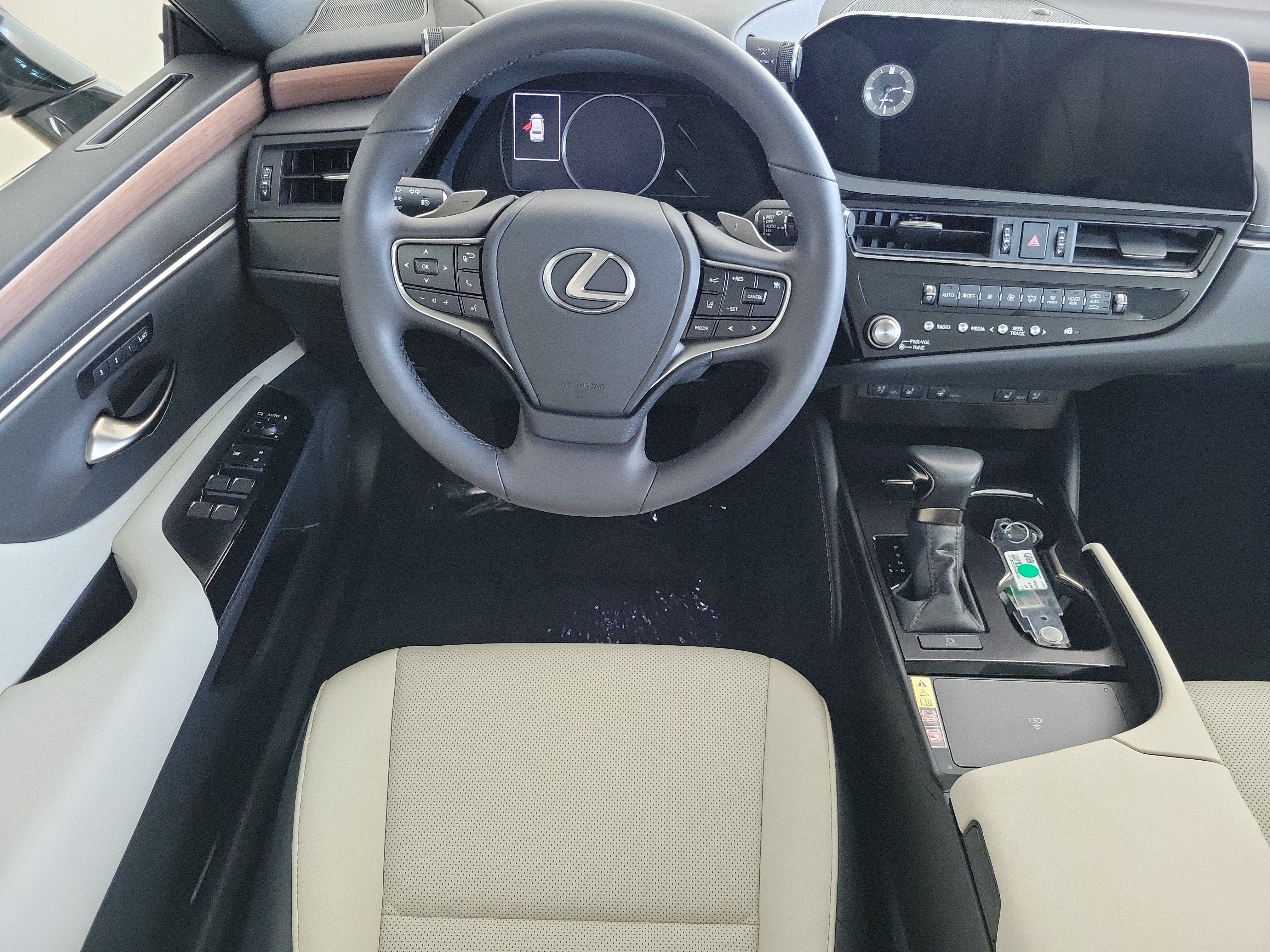 Used 2024 Lexus ES 350 w/ Premium Package FWD image 17