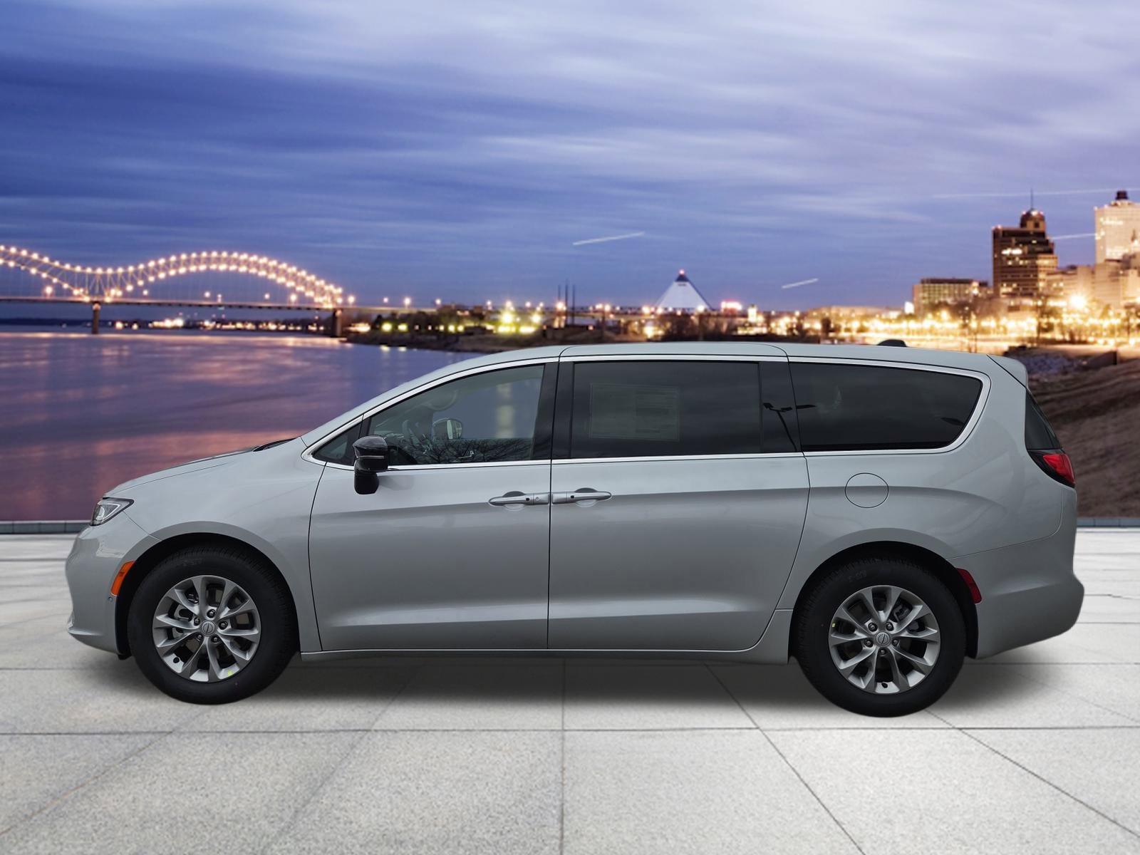 New 2026 Chrysler Pacifica Limited image 2