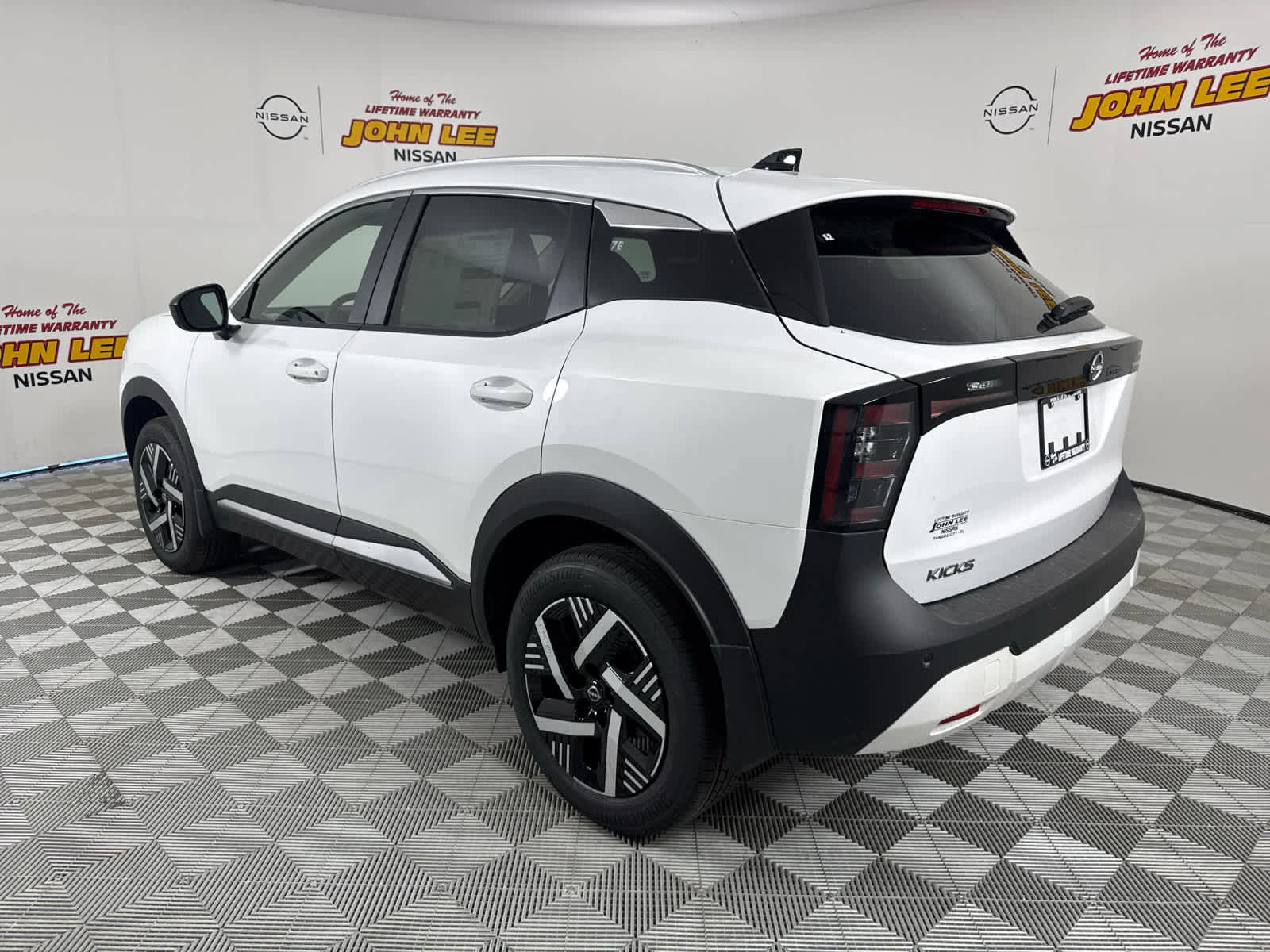 New 2026 Nissan Kicks SV w/ Illumination Package image 3