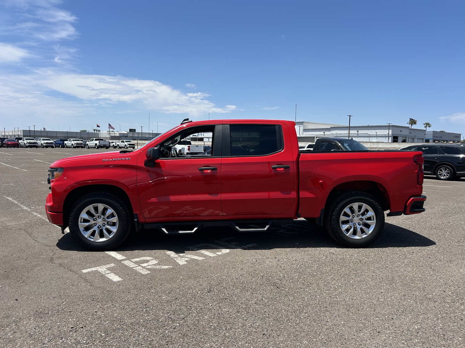 Used 2023 Chevrolet Silverado 1500 Custom RWD image 2