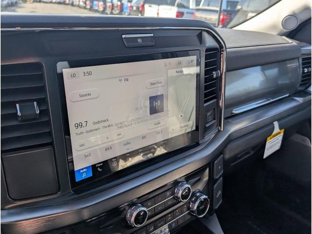 New 2026 Ford F250 Lariat w/ Black Appearance Package image 24