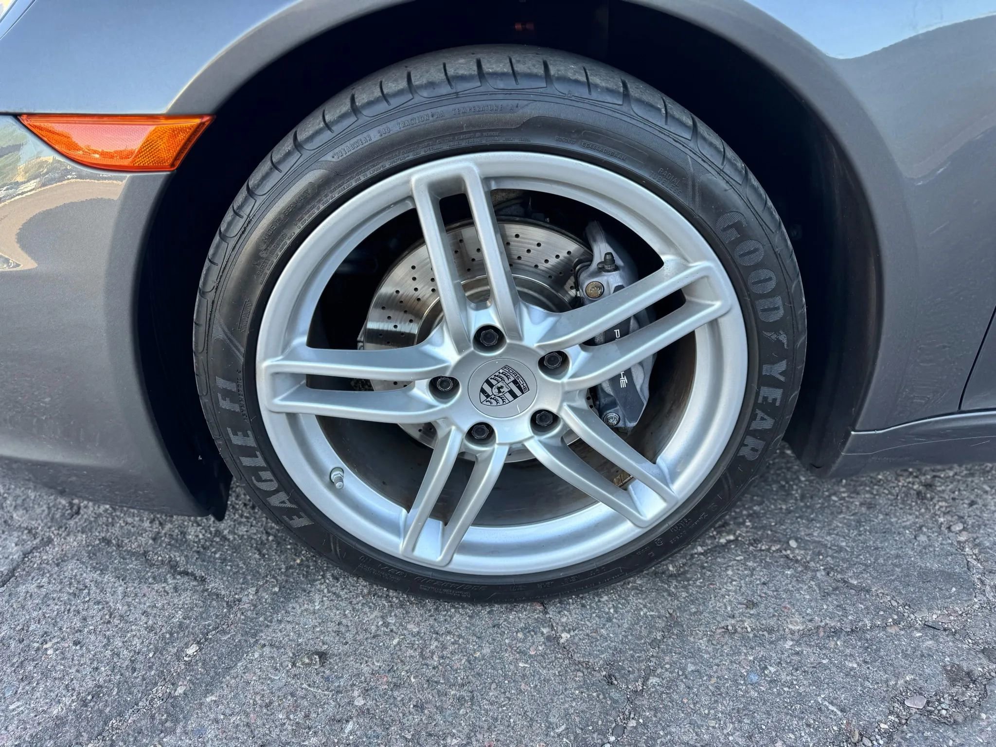 Used 2016 Porsche 911 Carrera image 9