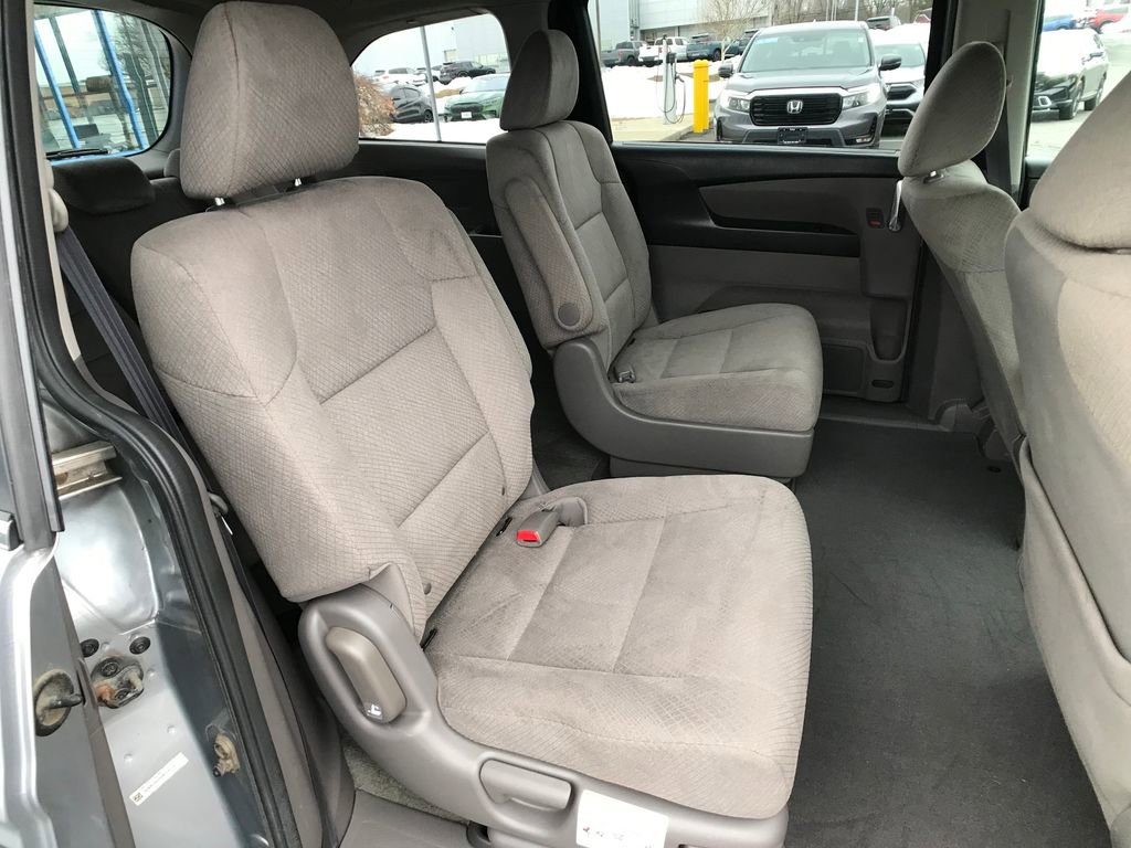 Used 2016 Honda Odyssey LX image 25