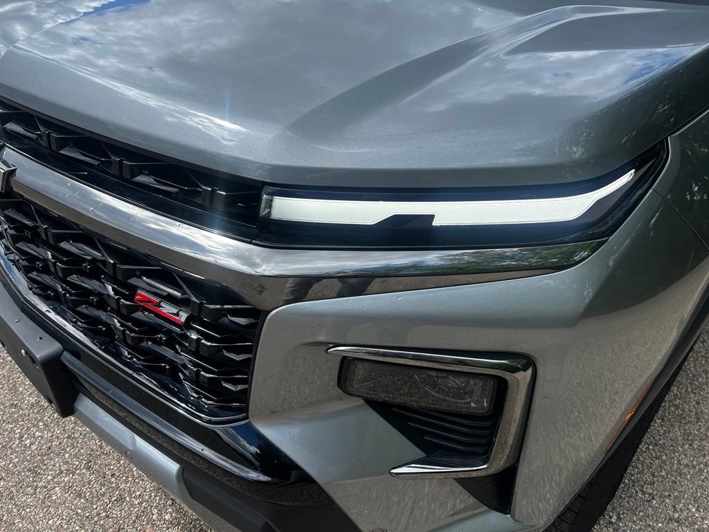 Certified 2024 Chevrolet Traverse Z71 w/ Enhanced Driving Package AWD/4WD image 10