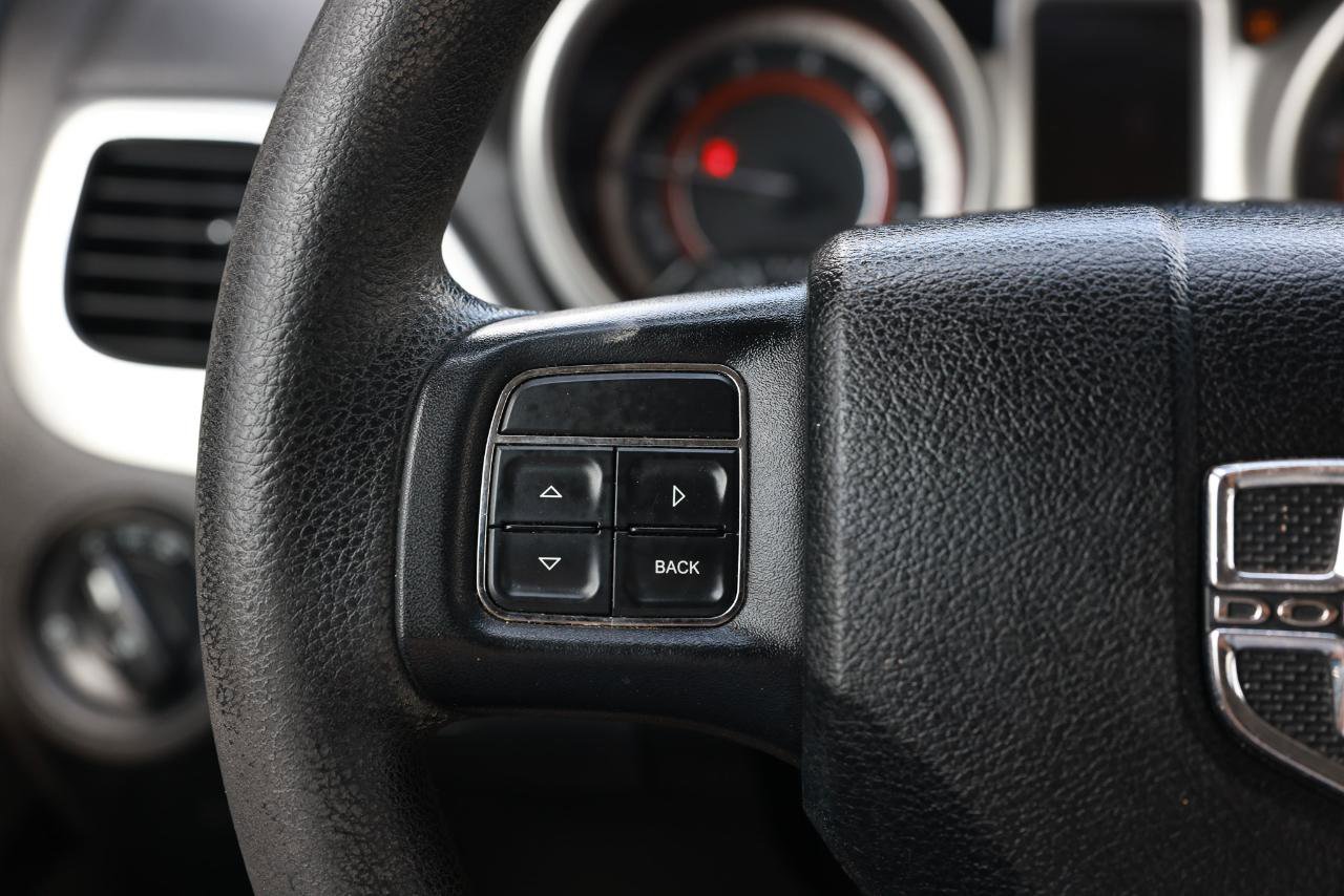 Used 2012 Dodge Journey SXT w/ Flexible Seating Group image 28