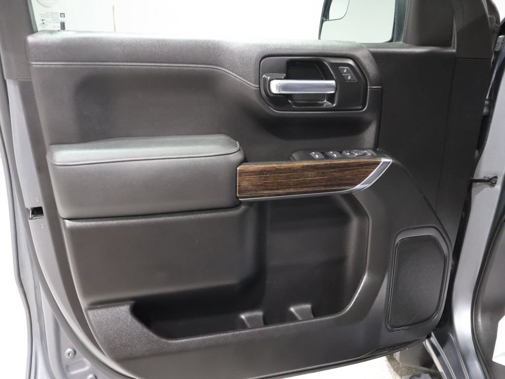 Used 2020 GMC Sierra 1500 Elevation w/ Elevation Value Package AWD/4WD image 13