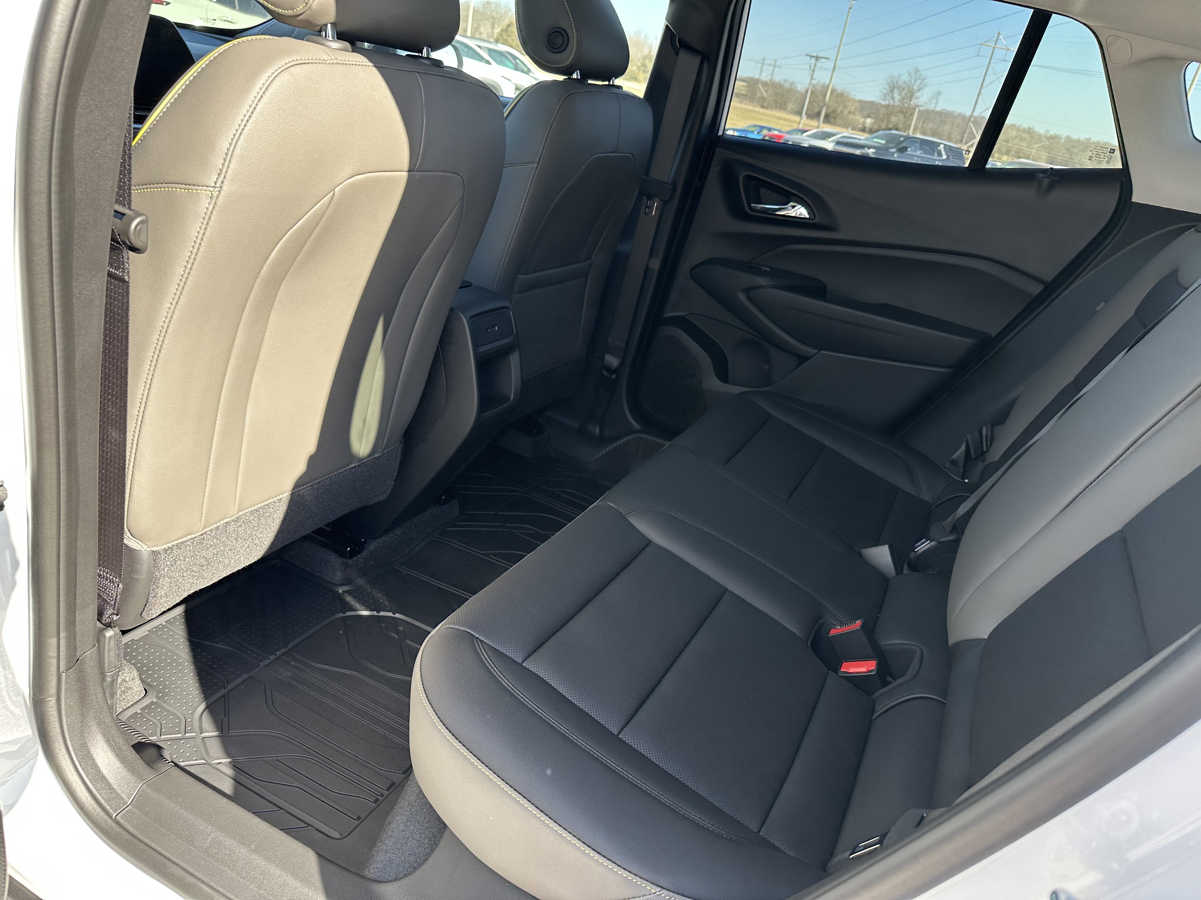 New 2026 Chevrolet Trax ACTIV w/ Sunroof Package image 20