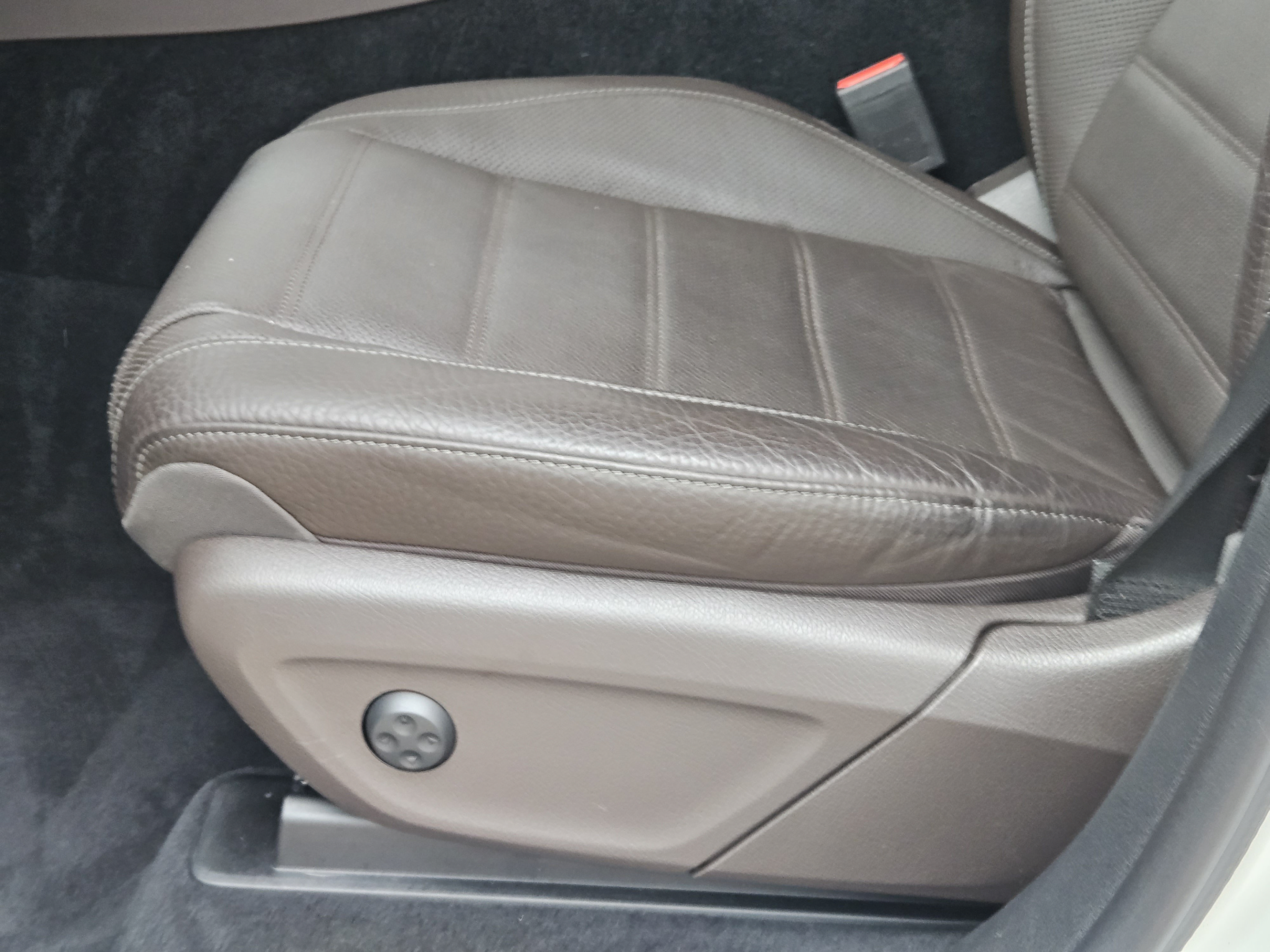 Used 2022 Mercedes-Benz GLS 450 4MATIC image 21