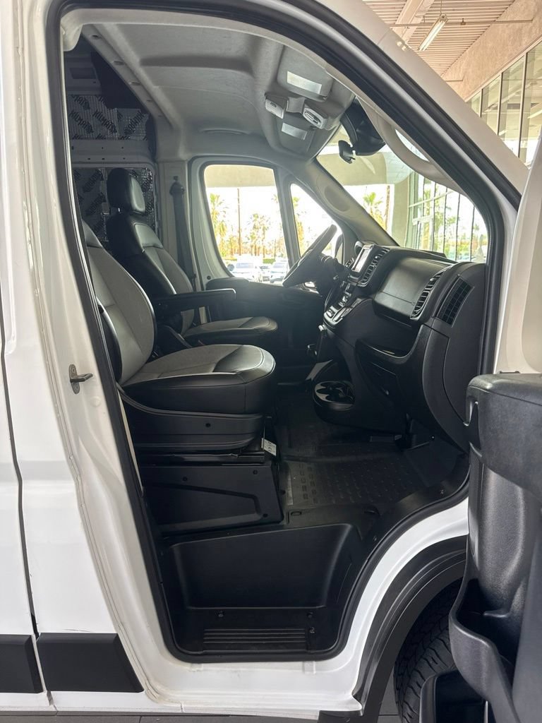 Used 2022 RAM ProMaster 2500 w/ Driver Convenience Group FWD image 7