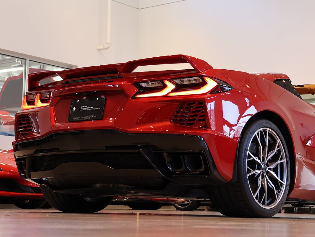 Used 2023 Chevrolet Corvette Stingray Premium Cpe w/ Z51 Performance Package image 23