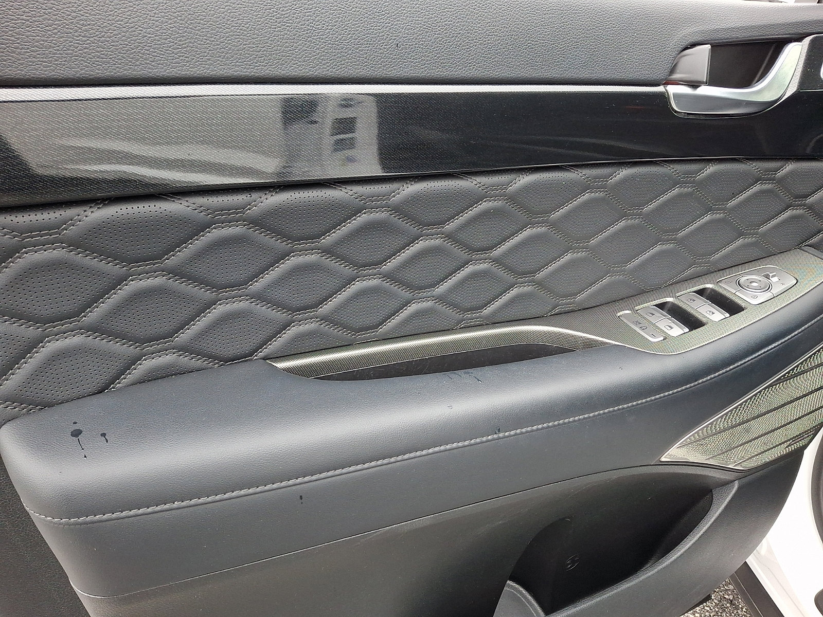 Used 2021 Hyundai Palisade Calligraphy image 13