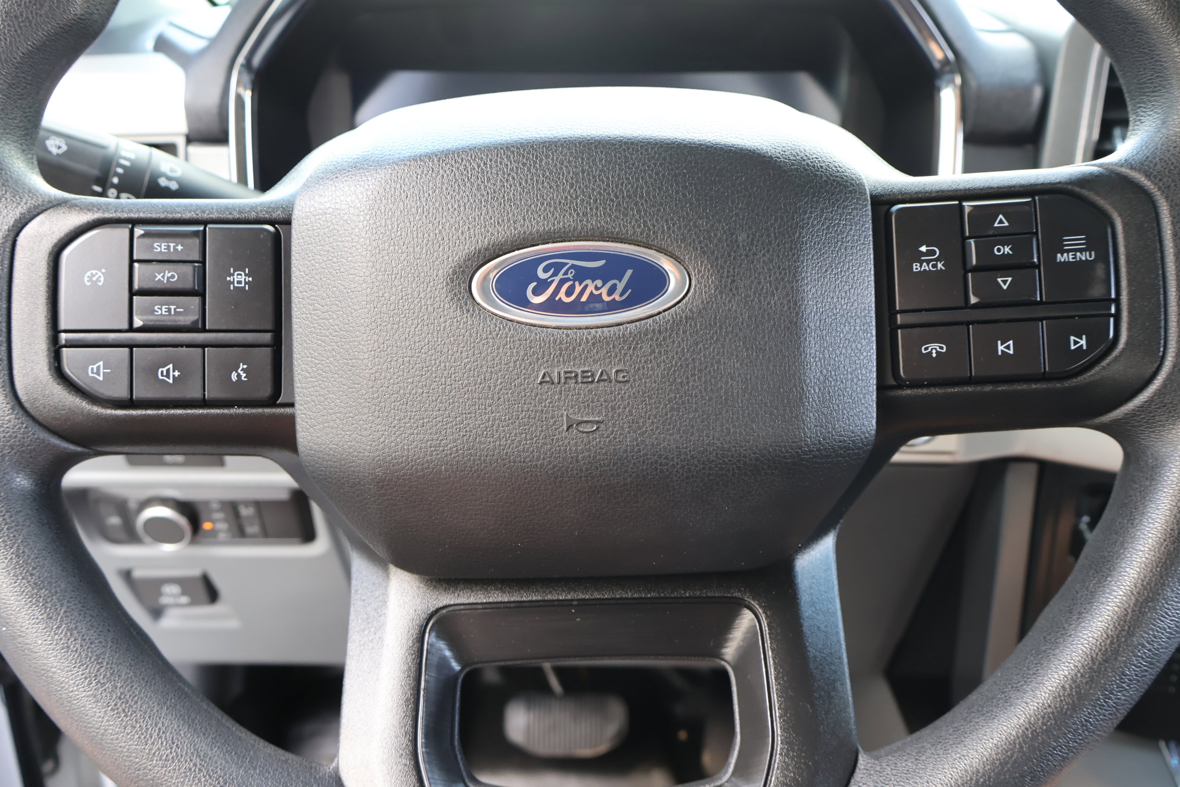 Used 2022 Ford F150 Lightning Pro image 24