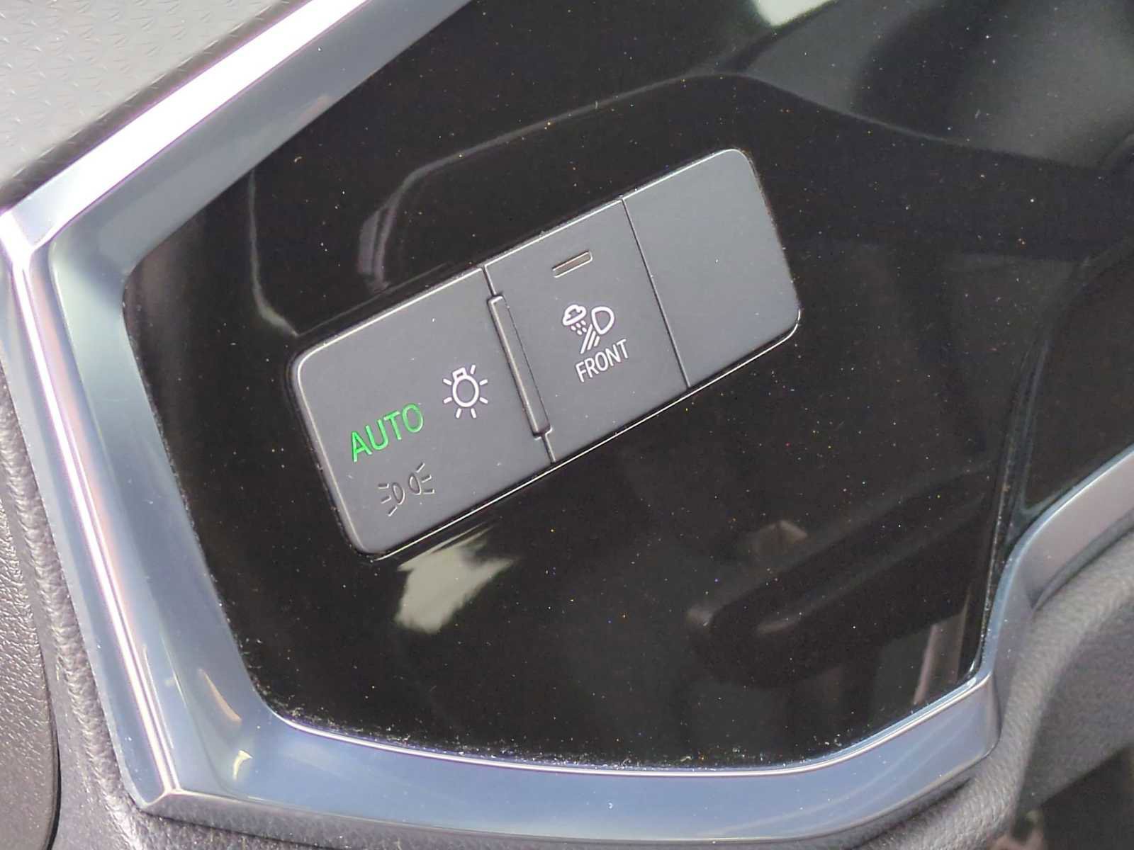 Used 2024 Audi Q3 2.0T Premium image 35