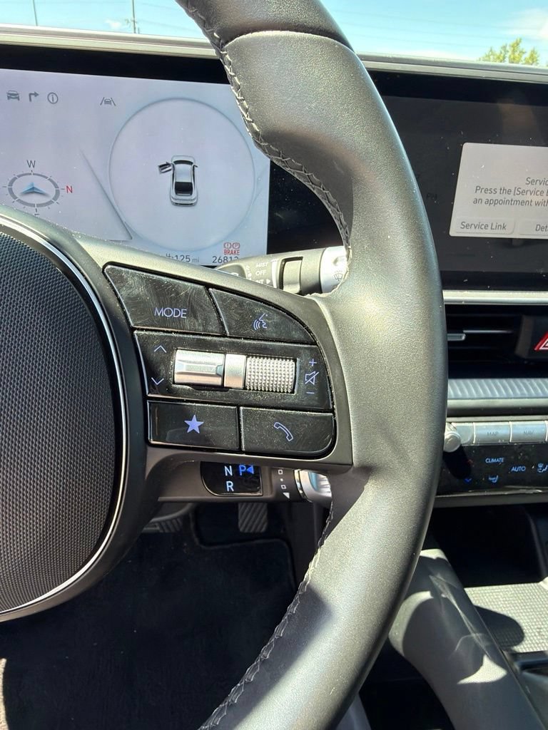Used 2024 Hyundai Ioniq 6 SE AWD/4WD image 13