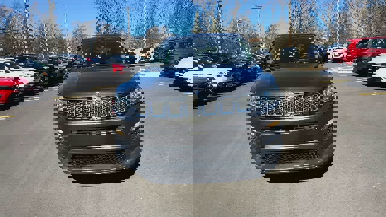 Used 2019 Jeep Compass Sport image 3