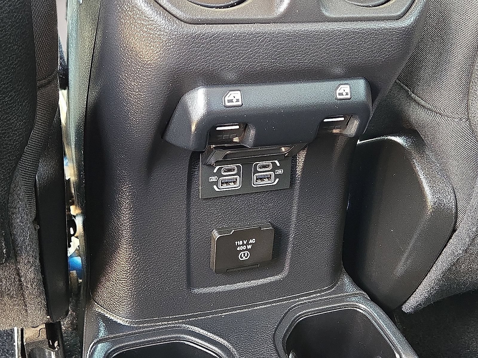 Used 2022 Jeep Gladiator Mojave w/ Trailer Tow Package AWD/4WD image 16