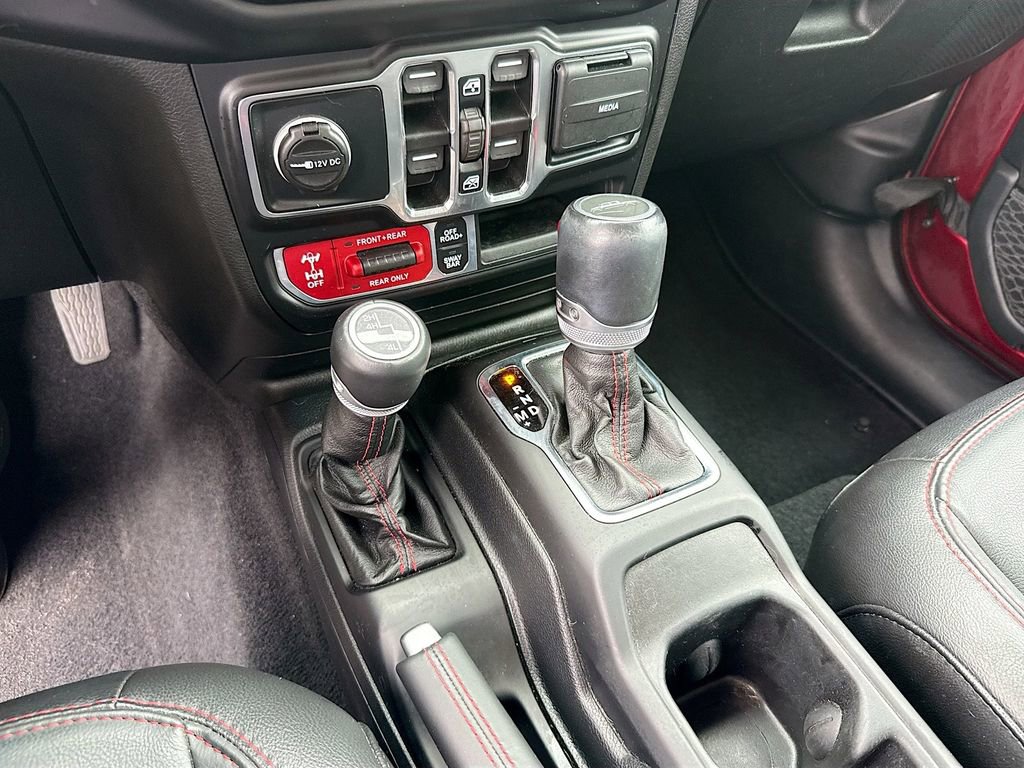 Used 2021 Jeep Gladiator Rubicon AWD/4WD image 18