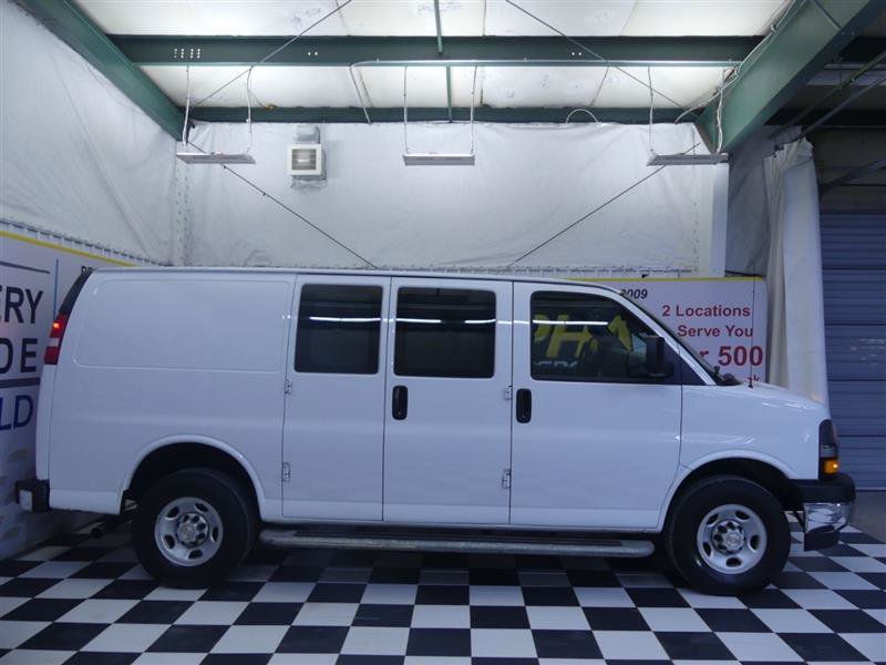 Used 2024 Chevrolet Express 2500 w/ Driver Convenience Package RWD image 19