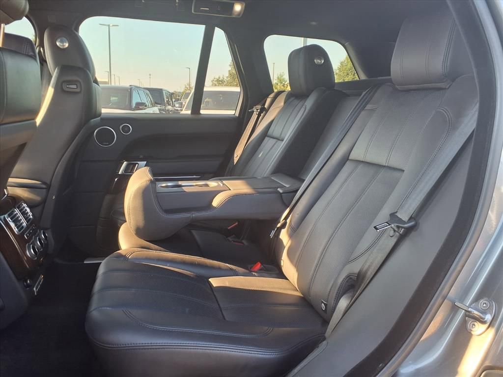 Used 2014 Land Rover Range Rover Supercharged image 10