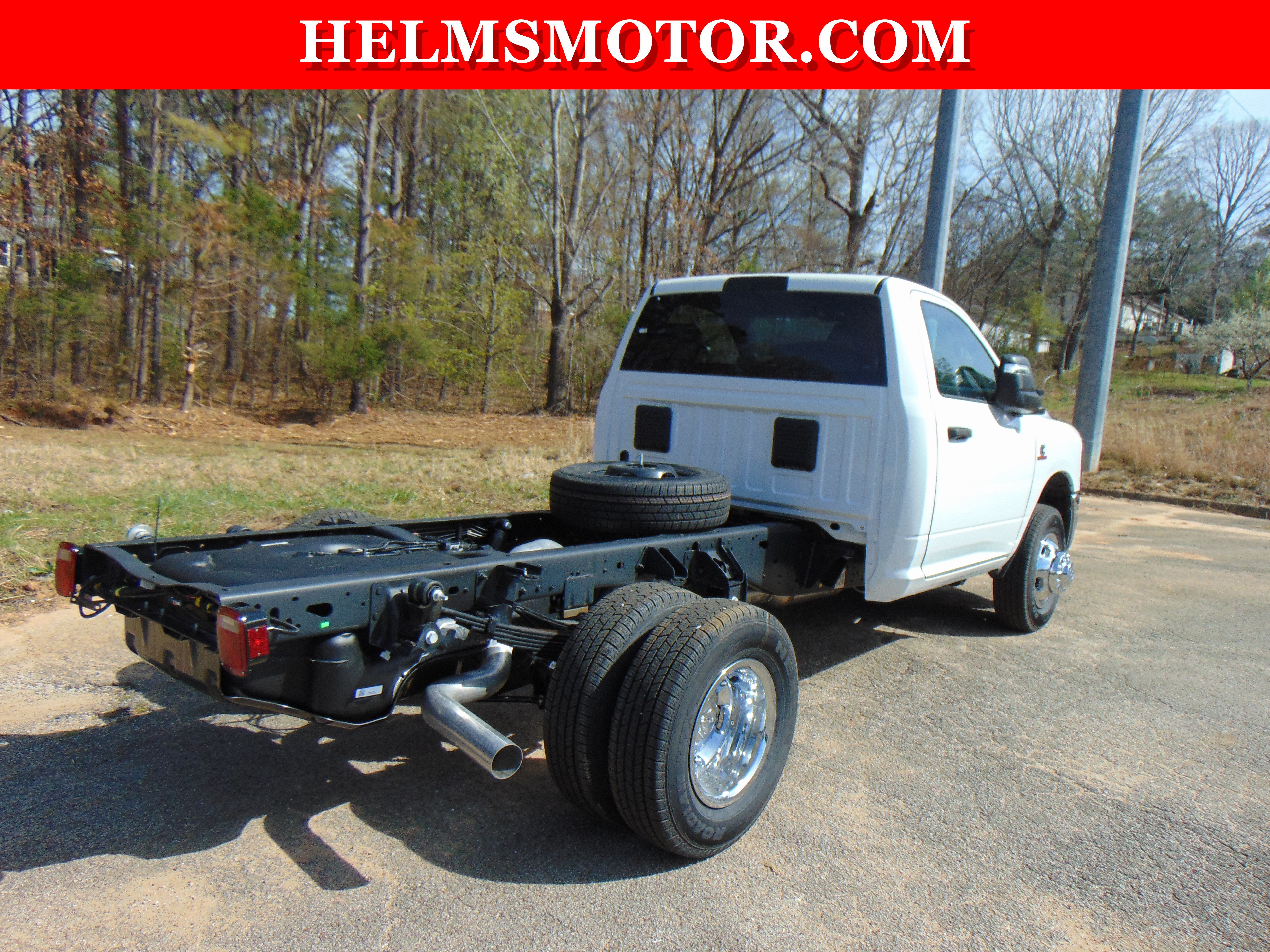 New 2026 RAM 3500 Tradesman AWD/4WD image 13