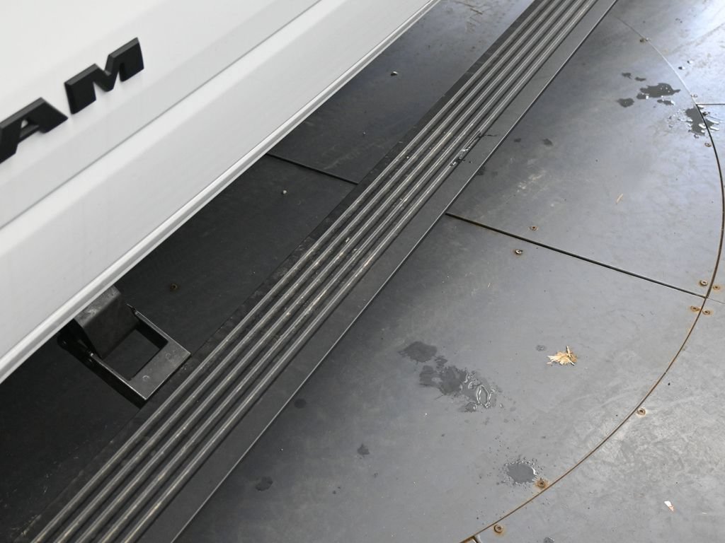 New 2026 RAM 1500 Laramie w/ Night Edition AWD/4WD image 11