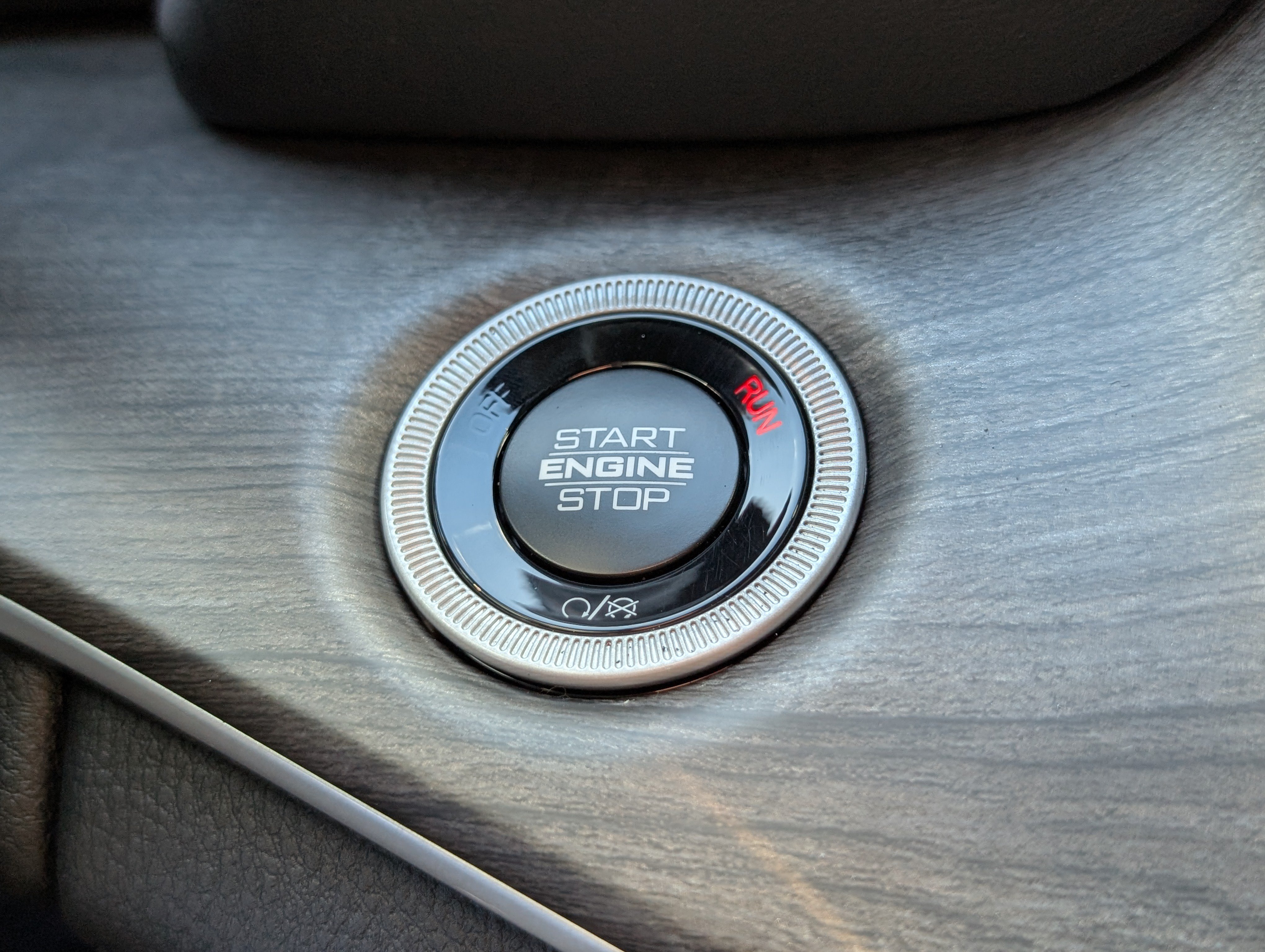 New 2025 Jeep Grand Cherokee Limited AWD/4WD image 28