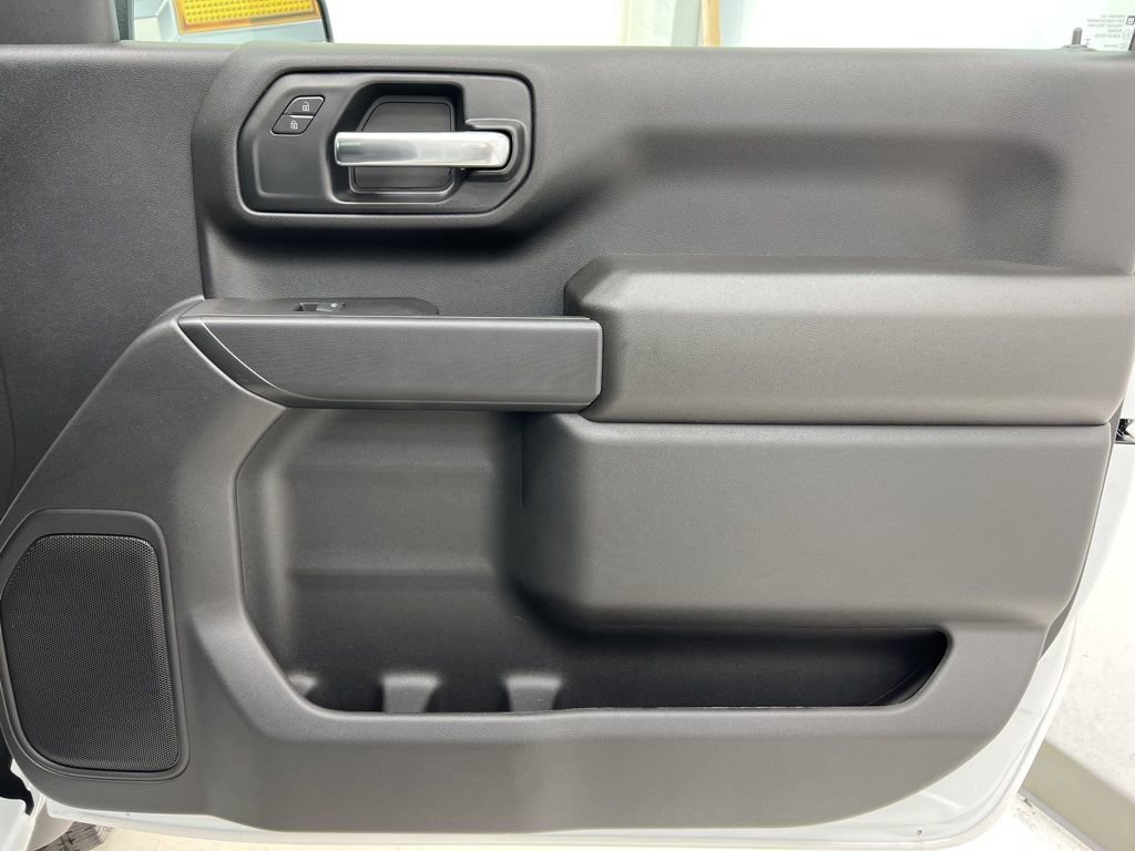 New 2025 GMC Sierra 2500 Pro w/ Convenience Package image 8