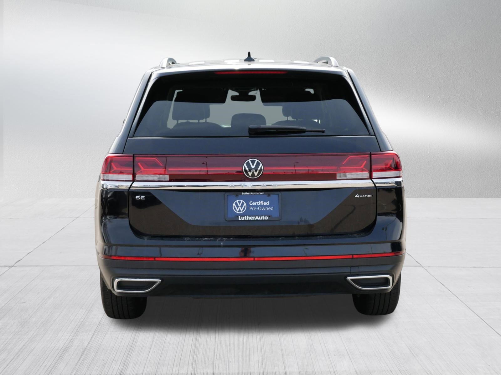 Certified 2024 Volkswagen Atlas SE image 6