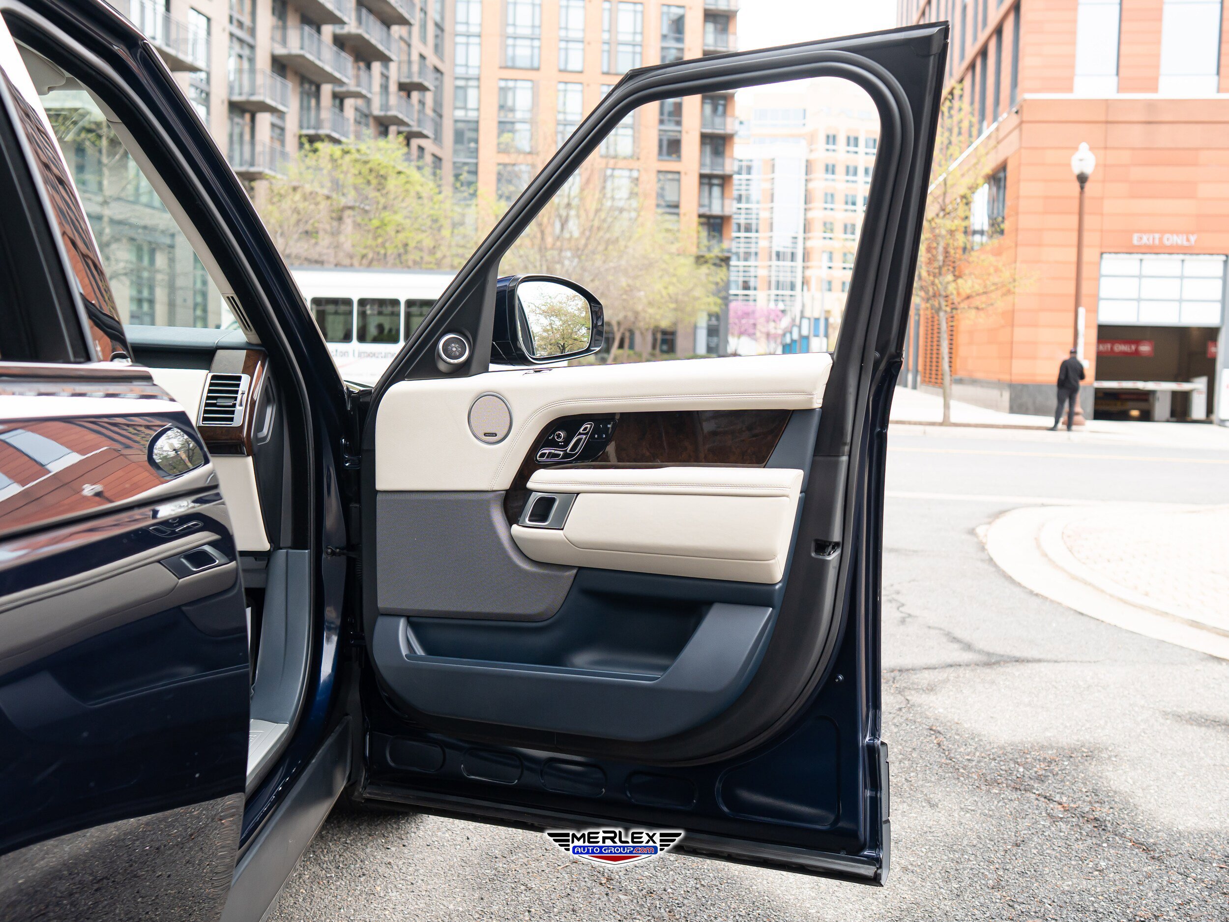 Used 2021 Land Rover Range Rover Westminster Edition image 47
